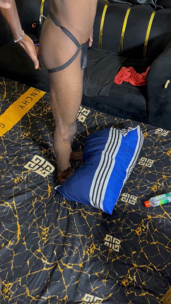 Iamsammy282: Інший домашній дует