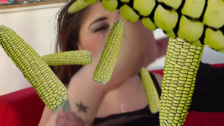Hot Girlz: Thick Latina Rides Dick So Well And Gets Wet