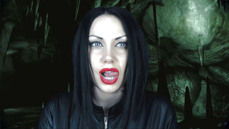 Goddess Misha Goldy: Vyrobeno k masturbaci, zatímco obryně popisuje, jak jedli vaše přátele (extrémně...