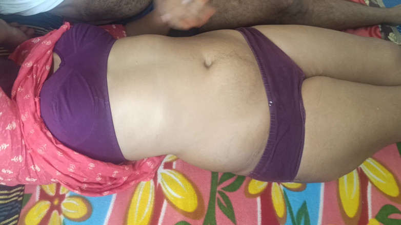 Apple baby: Housemaid Enjoying with House Owner