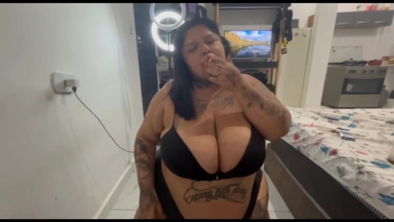 Mary Jhuana: Rokok Dengan Seks Oral Oleh Turbinada Baru 2026