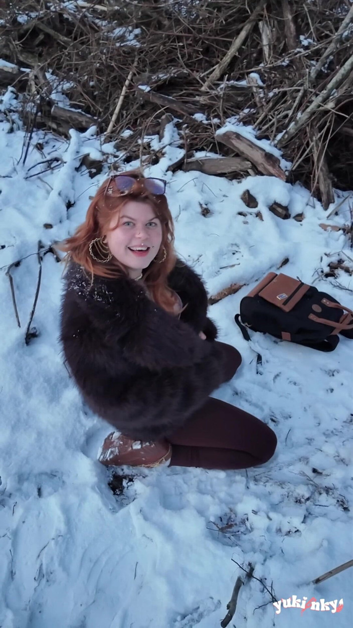 yukinky: Ik warm hem in de sneeuw