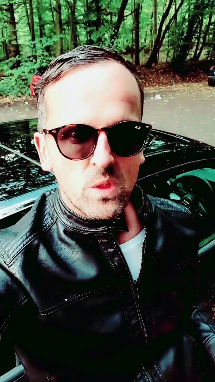 Slutboyben: Slutboyben cam4 sexy cruisende meid op Tante B321 parkeren