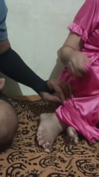 Brotherinlaw and Sisterinlaw Sex in Room While Her Husband Is Out