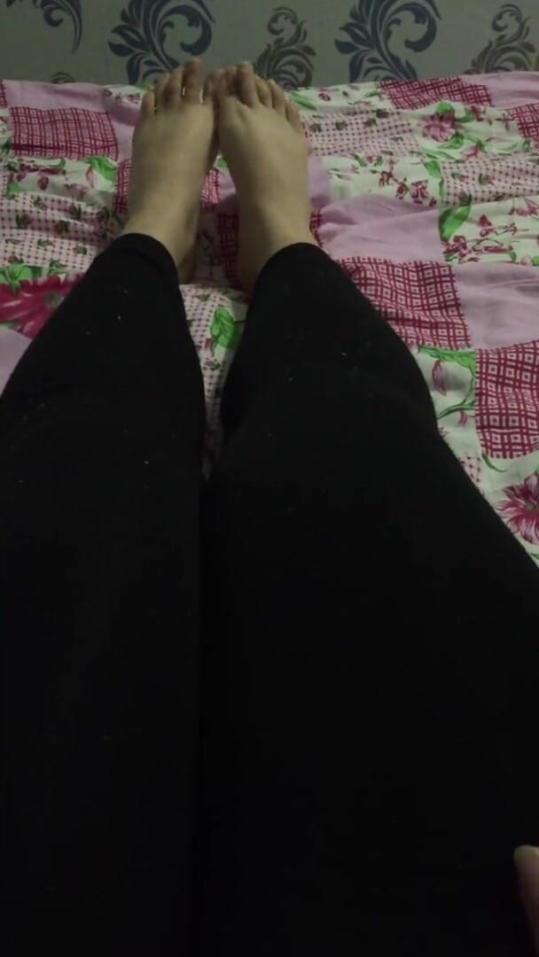 Lux Eva: Close-up na masturbação da buceta