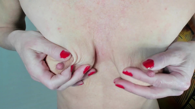 Lolacam: Red Nails Tit Play