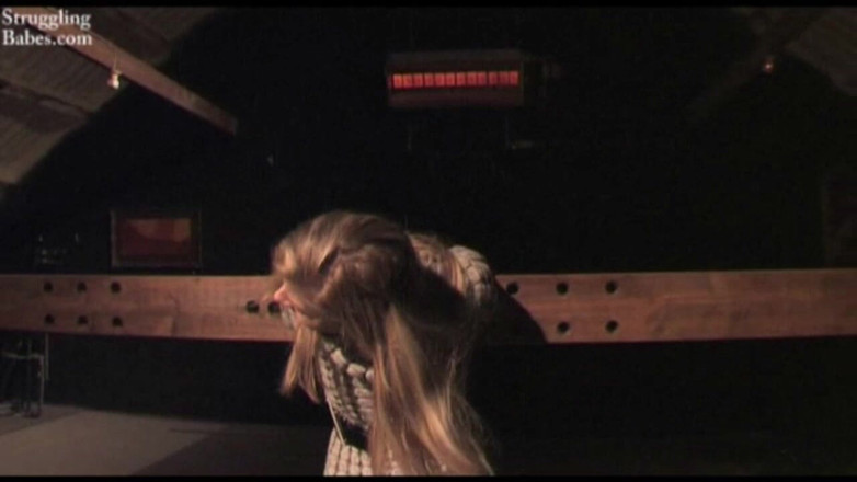 Submissed: Perbudakan di gudang