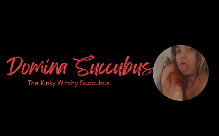 Domina Succubus: Fodendo um vibrador com cinta-caralho em uma cadeira