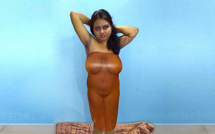 Rupali Boudi: Desi puttana con grandi tette Rupali gioca con le sue...