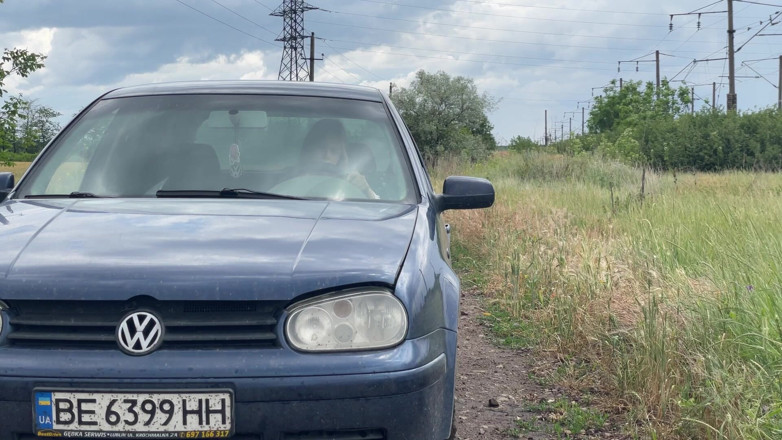 HotPrincessUA: Executive Driver Gets Wet From Revving and Jerks off Her...