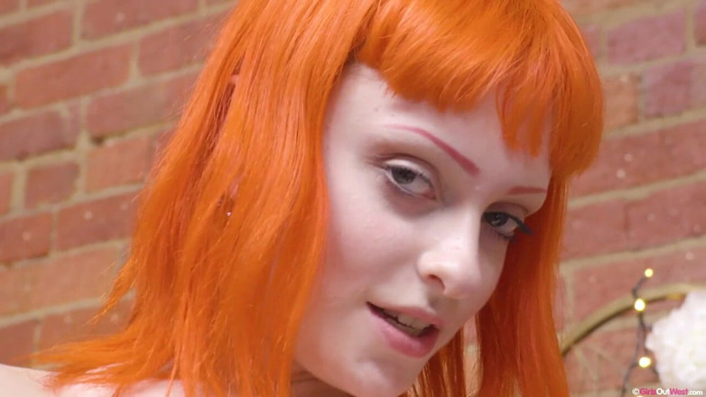 Girls Out West: Orange haired amateur babe fingers and toys her hairy pussy...