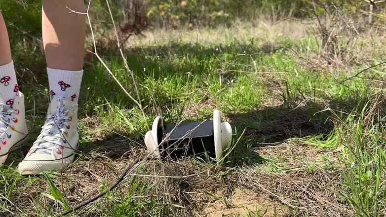 Loly Nebel Studio: Asmr Day di Dalam Hutan Dengan Saya