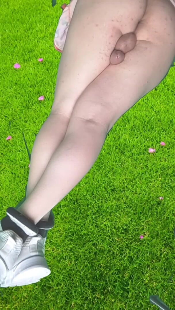 Kitty_Cross: Booty Blonde Femboy Sweet Juicy Ass Smooth Thighs Lollipop Sissy