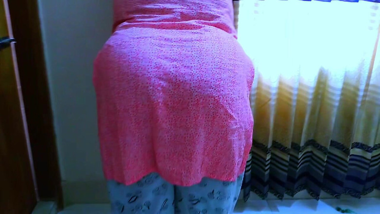 Aria Mia: Hot Pakistani 18+ Teen College Student Want Fuck From Her Boyfriend's...