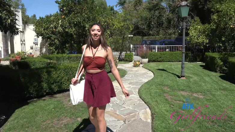 ATK Fans (Girlfriends): Kimora Comes Over and Tries to Pee on the Grass...