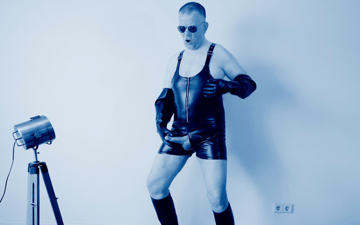 GERMANE_XL: ラバーガイ2