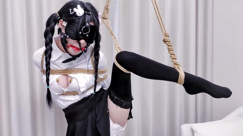 OrangeXXOO: Chica en apuros - parte 24