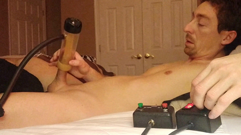 DMVToyLover: हस्तमैथुन करना और वीनस 2000 सेक्स मशीन शुरू करना 12 जनवरी। भाग 2 DMVToylover