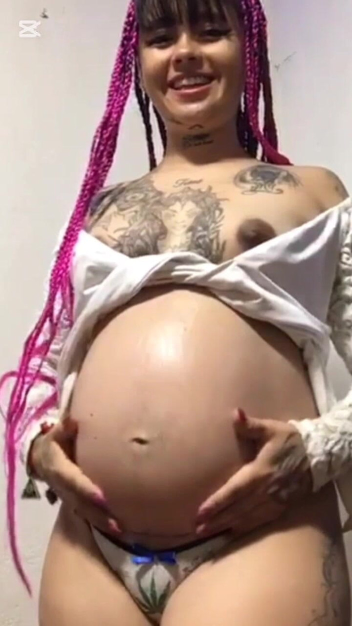 Dalyla: Barriga gigante