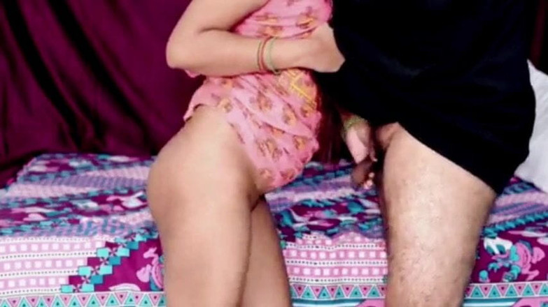 Desi play: Indische desi-ehefrau von ihrem ehemann gefickt