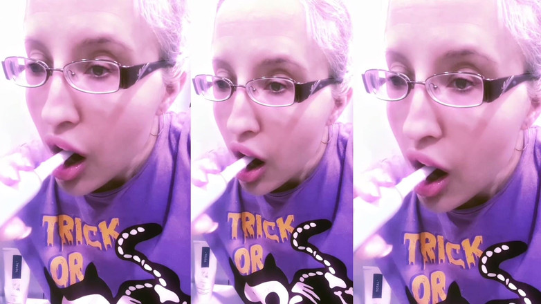 FinDom Goaldigger: Szczoteczka Asmr Słuchaj w słuchawkach