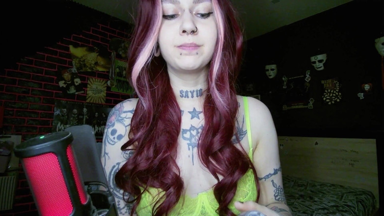 MessalinaHorror: Sexy Alternative Redhead Drinking Soda and Burping