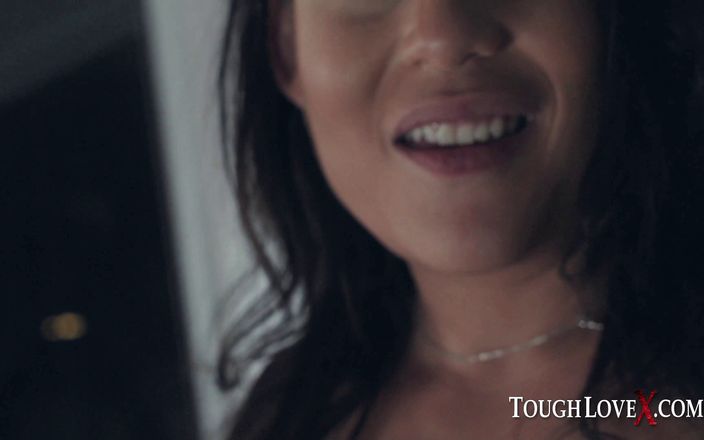 ToughLoveX: TOUGHLOVEX - Latina Carmela Clutch is Toughlove approved