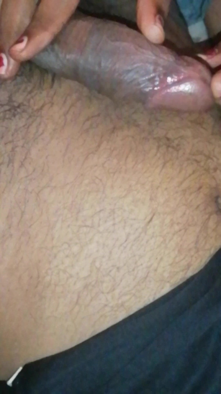 Tina Baby: Mein zimmermädchen hat interessante lutschgewohnheiten