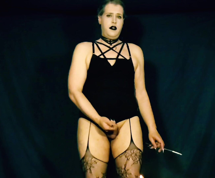 Jazabel: Succube satanica clito