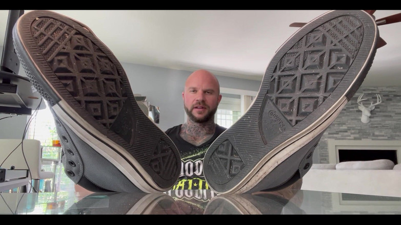 Jasons feet: あなたはパパの足を崇拝する資格がありますか?