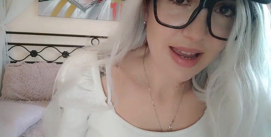 savannahamatoriale: Stepson, Don't Be Ashamed! Erection Is Normal. Stepmother Teaches You...