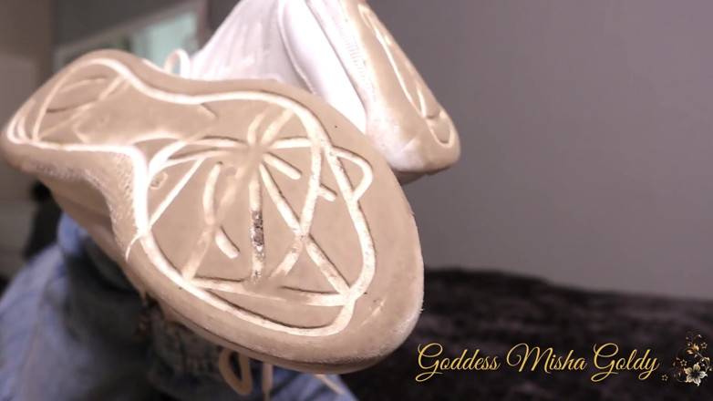 Goddess Misha Goldy: Leave Your Wife and Be My Boot Cleaning Slave!