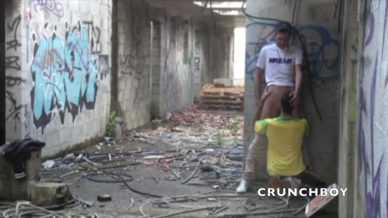 Crunch Boy: Two young footballers fuck in outdoor place after the match