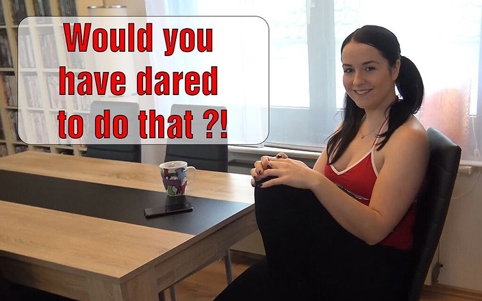 Emma Secret: Ты бы осмелилась на что-то подобное?! Я действительно не мог поверить, когда моя соседка по комнате хотела этого от меня.