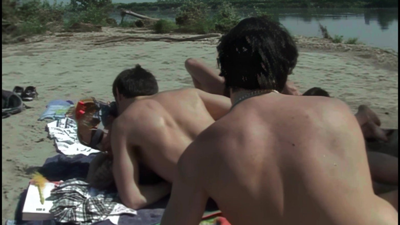 My real dirty life: Beach Gangbang with My Boyfriend's Friends