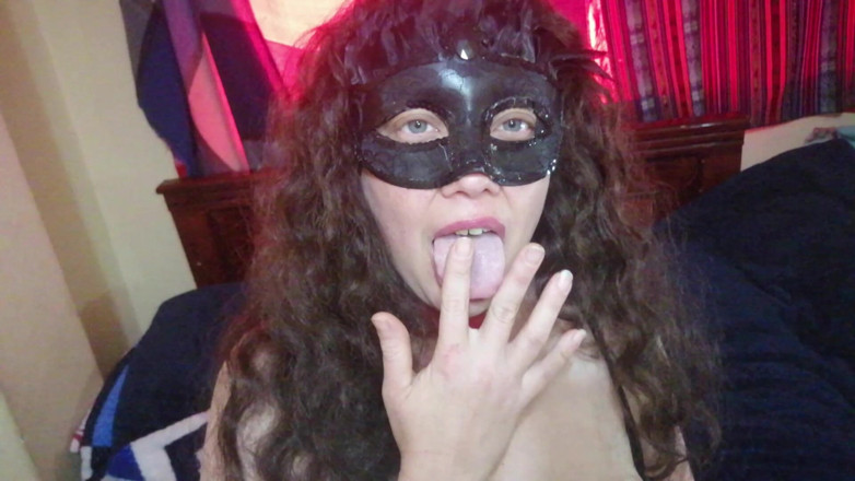 HornyCouple69x: Poniżając moją seksowną żonę, aż jęczy z przyjemnością
