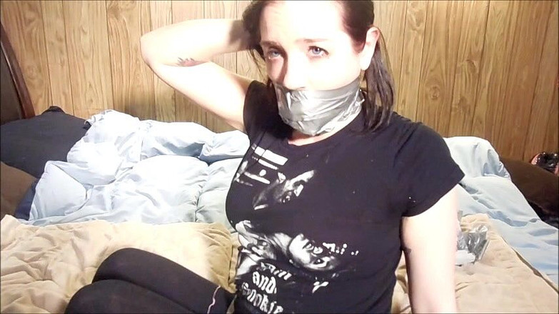 Selfgags classic: Experiência de autogag de ladrão de calcinhas! (episódio 2 de 2)