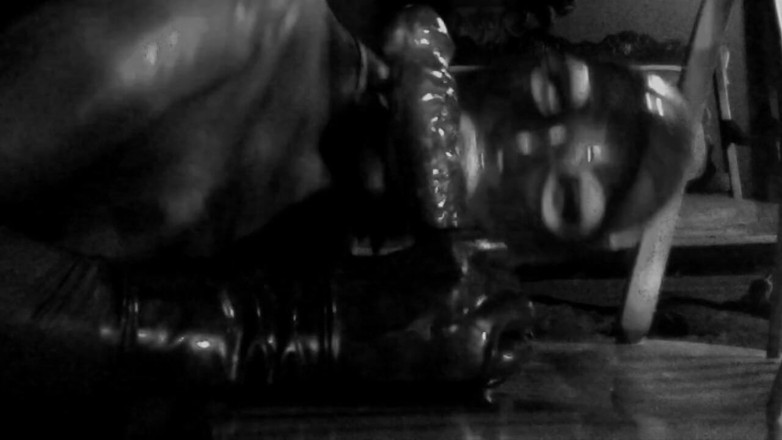 Kali Futa: Rubberdoll suck dildo