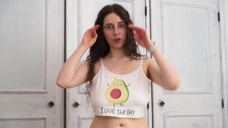 ElizaTheModel: Výzva s poskakujícími edging bez podprsenky