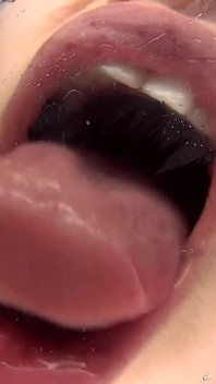 POV 젖은 키스와 핥기 - 아무도 할 수 없어... 하지만 키타노 미레이는 윌