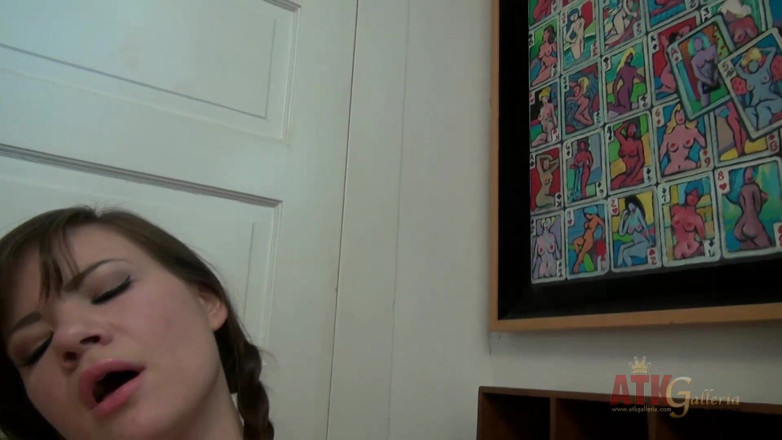 ATKIngdom Fans: Alison Rey czuje się taka napalona