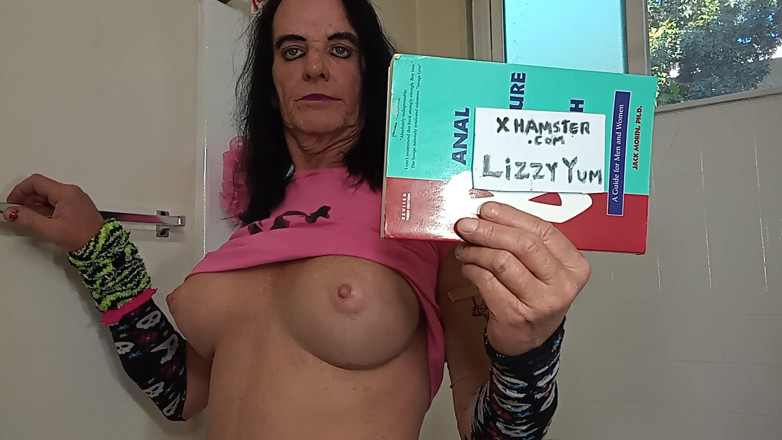 Lizzy Yum: Lizzy Yum 2022