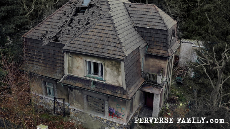 Perverse Family: Perverse Family 33.2 (season 3) Disciplined Encasement