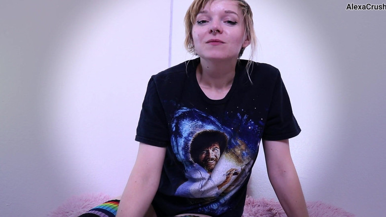 AlexaCrush: 그녀의 보지에 사정하기 위해 만든