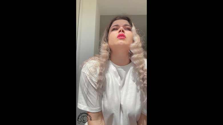 Your fantasy studio: 放屁脸在白色