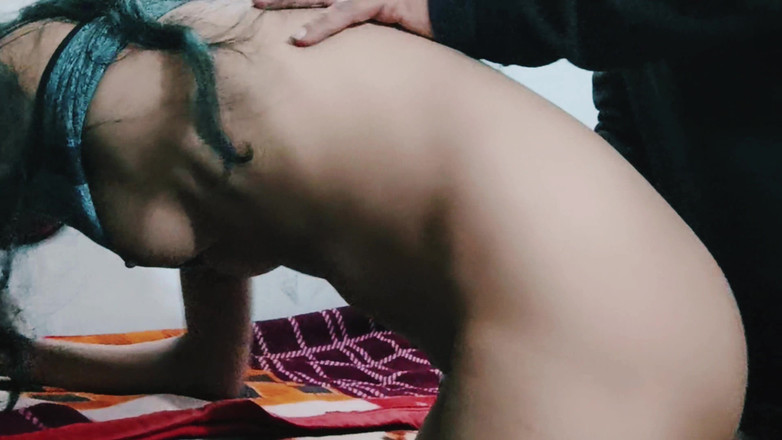 Saraswati: Romantické hindské audio sání nevlastní dcery