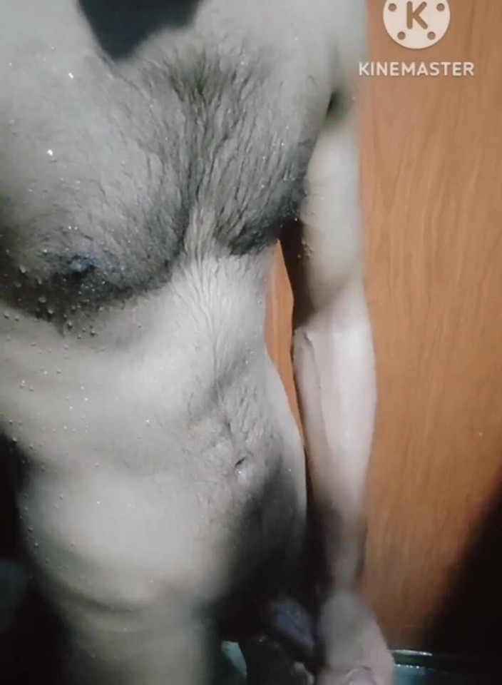 Deshipanda: En cuarto de baño me - hora de Masti