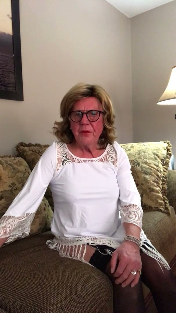 Jayne Anne 46240: Jayne Anne tells a story