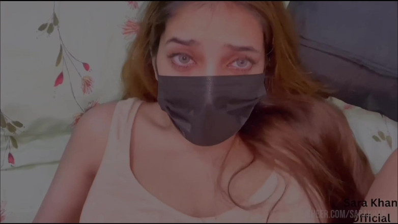 Sarakhan: 배다른 아들의 친구와 섹스하는 핫한 새엄마