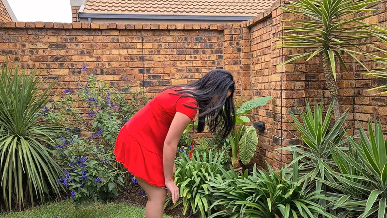 domslutfucker: Ragazza che piscia ovunque e ovunque compilation